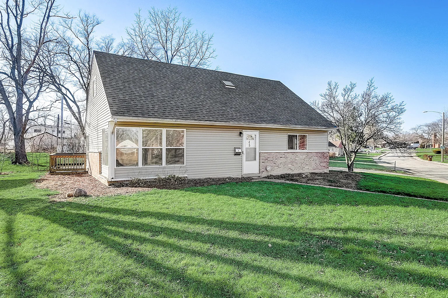 45 Apple Ln photo 1