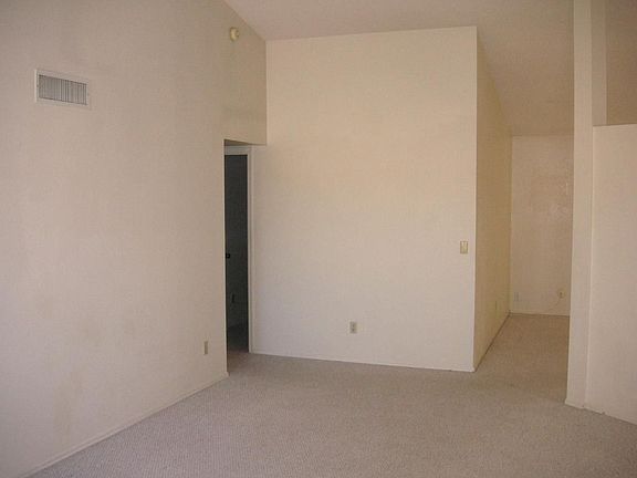 2nd image of 5211 W Barbara Ave