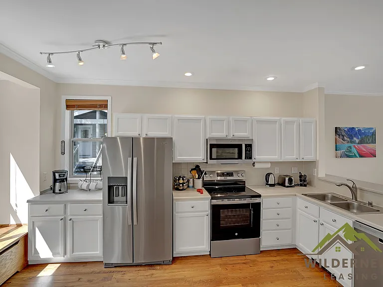 309 Saddle Ridge Dr — Photo 3