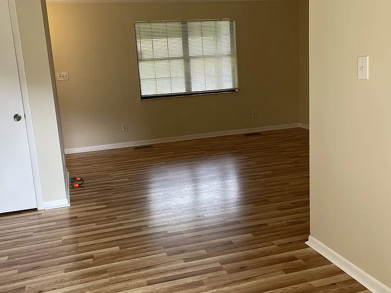 7156 Periwinkle Rd — Photo 2