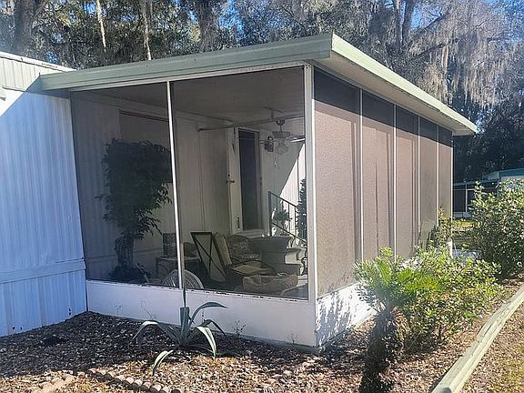 newer screening and carpet