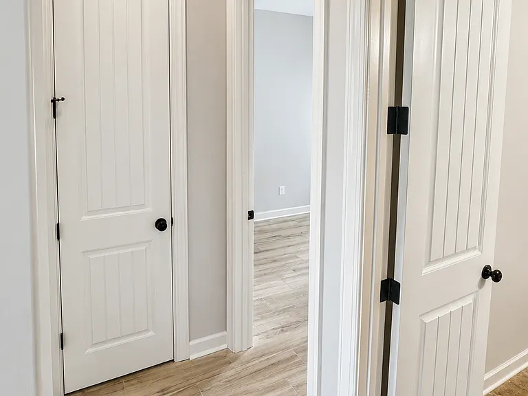 1398 Sawmill Creek Ln — Photo 13