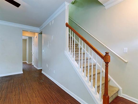 4th image of 129 Spring Way Sq