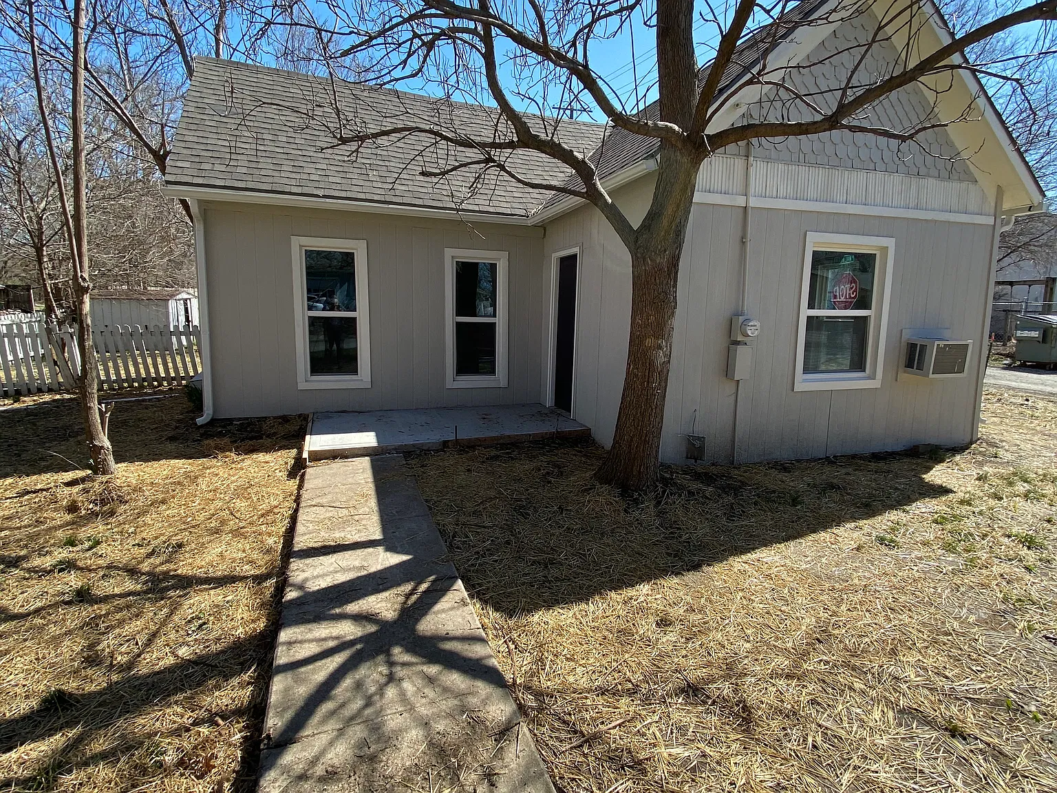 1 bed, 728 sqft, $1,095 — Photo 1