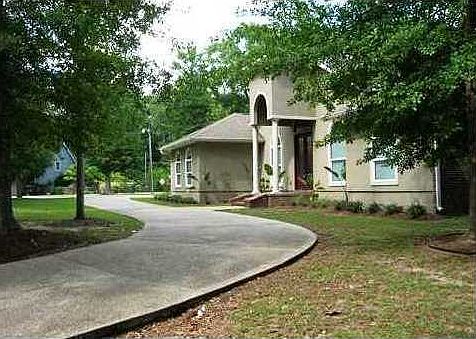 2nd image of 2336 Bayou View Dr