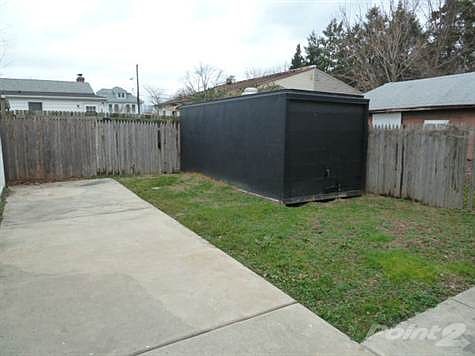 426 Iroquois St, Essington PA