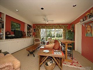 4th image of 28 Milford Dr