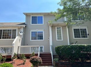 312 Fieldstone Ct, Bolingbrook, IL 60440