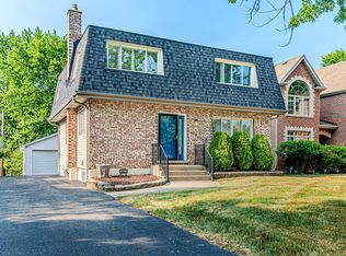 609 W Armitage Ave, Elmhurst, IL 60126