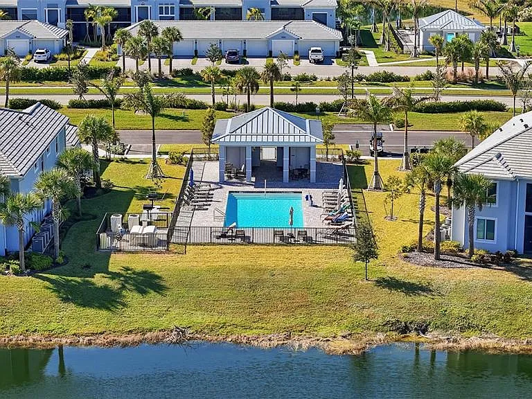 14204 Heritage Landing Blvd #712 — Photo 40