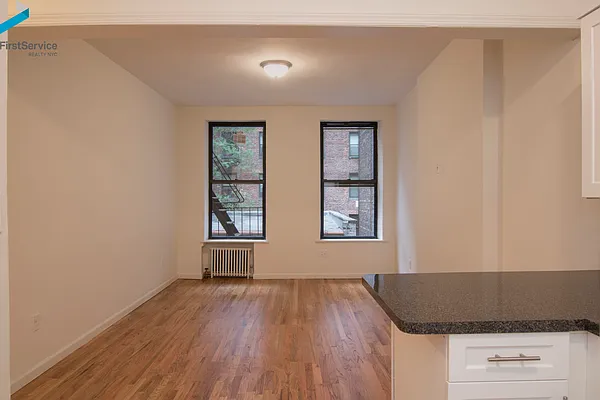 Rented by FirstService Realty (legacy) | media 21