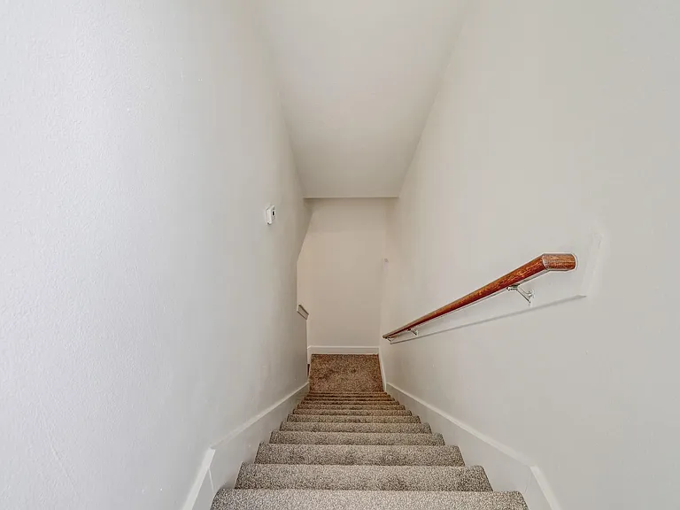 19711 Hidden Shadow Ln — Photo 14