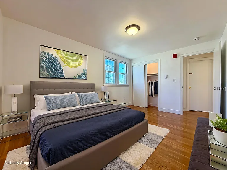 Bedroom (Virtually Staged)