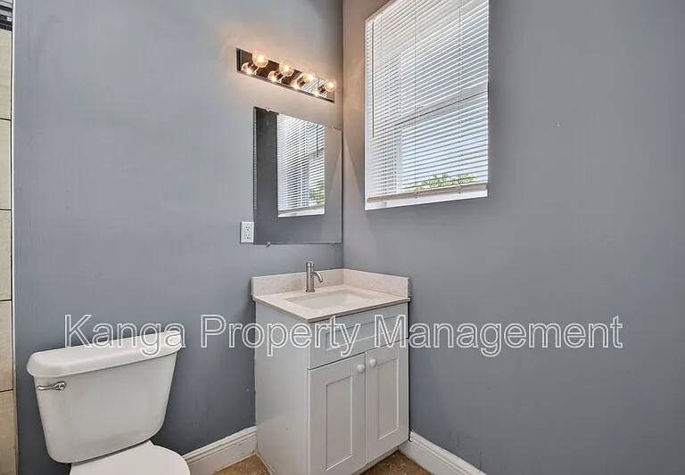 1401 Division Ave #206 — Photo 17