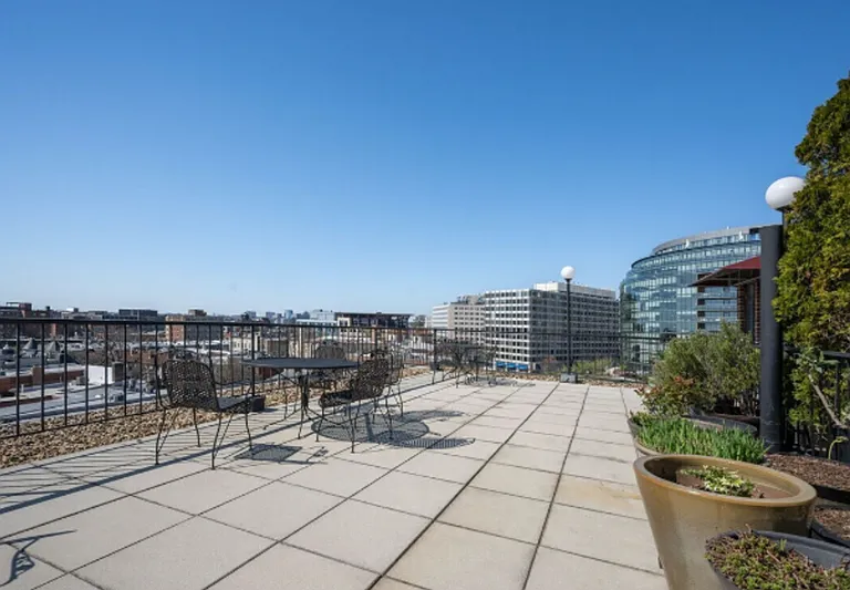 1825 T St NW #304 — Photo 27