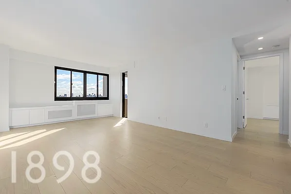 Rented by A&E Real Estate Management | media 15