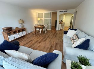 150 Ocean Lane Dr APT 3G, Key Biscayne, FL 33149