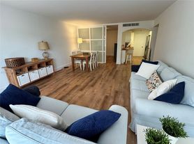 150 Ocean Lane Dr
