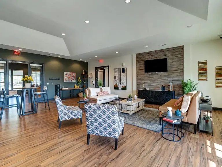 Mesa West — Photo 21