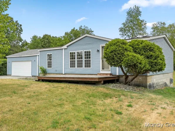 16900 Bass Lake Ave NE, Gowen, MI 49326