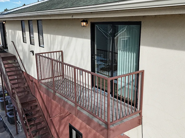 1027 Eagle Dr — Photo 21