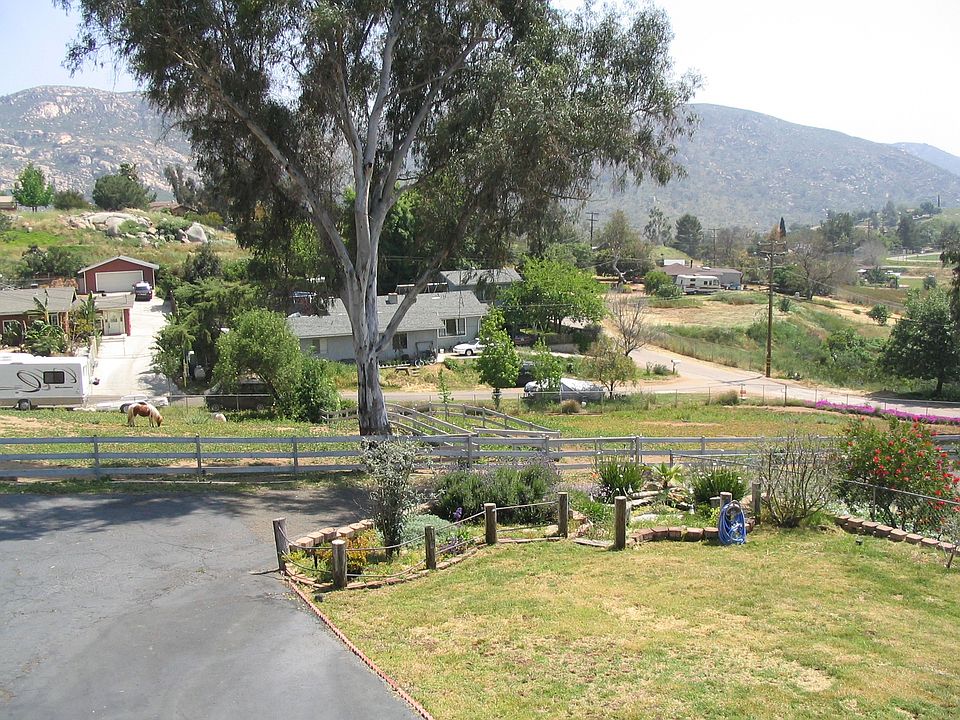 2nd image of 9879 Bon Vue Dr