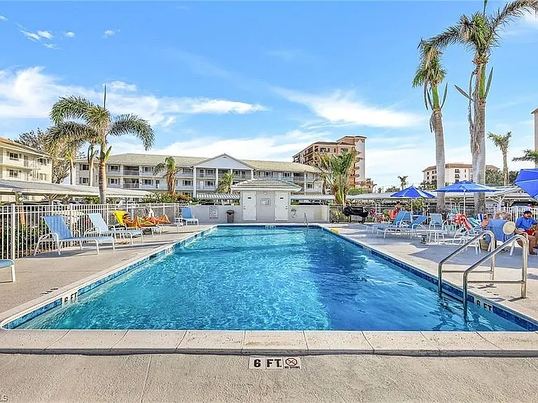 10684 Gulf Shore Dr #302 — Photo 5