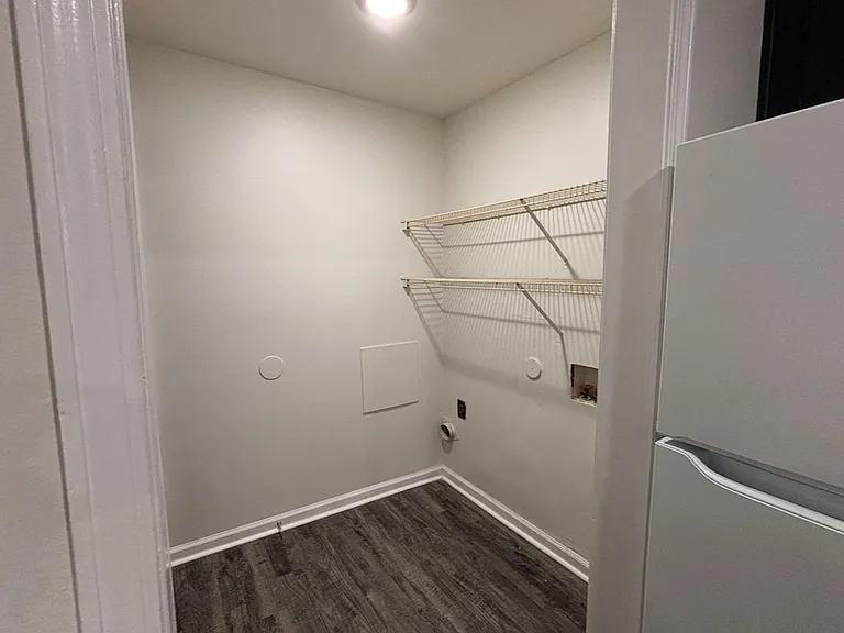 463 Alexander Ave — Photo 9