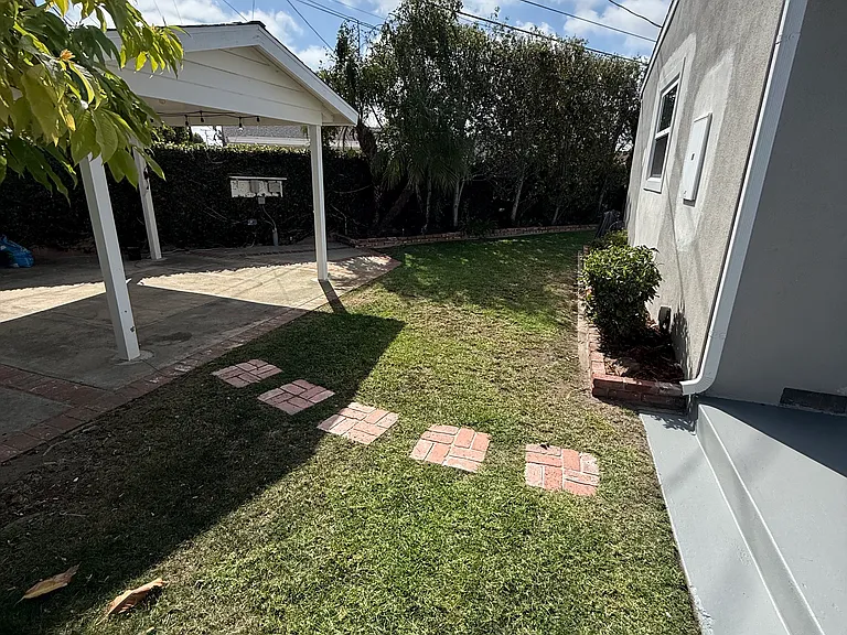 13247 Clyde Park Ave — Photo 9