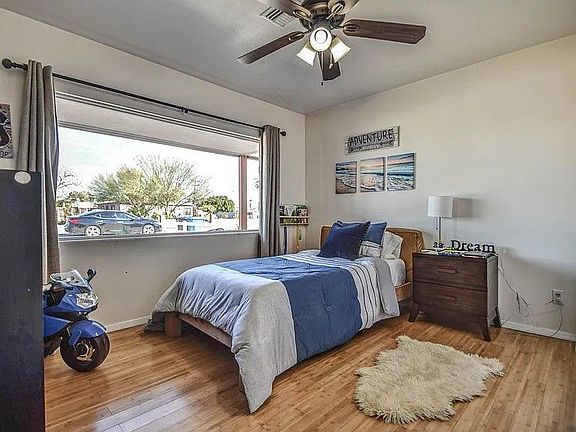 5th image of 2607 W San Miguel Ave #4