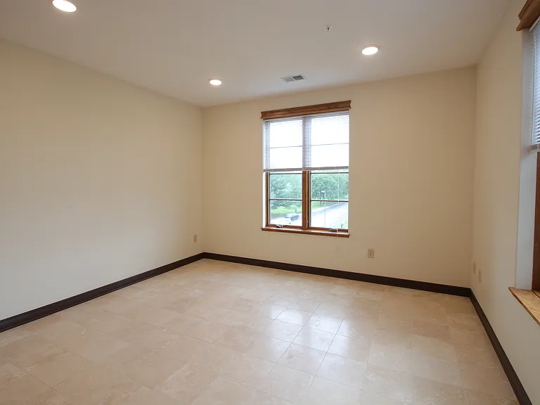 3114 S Sare Rd — Photo 9