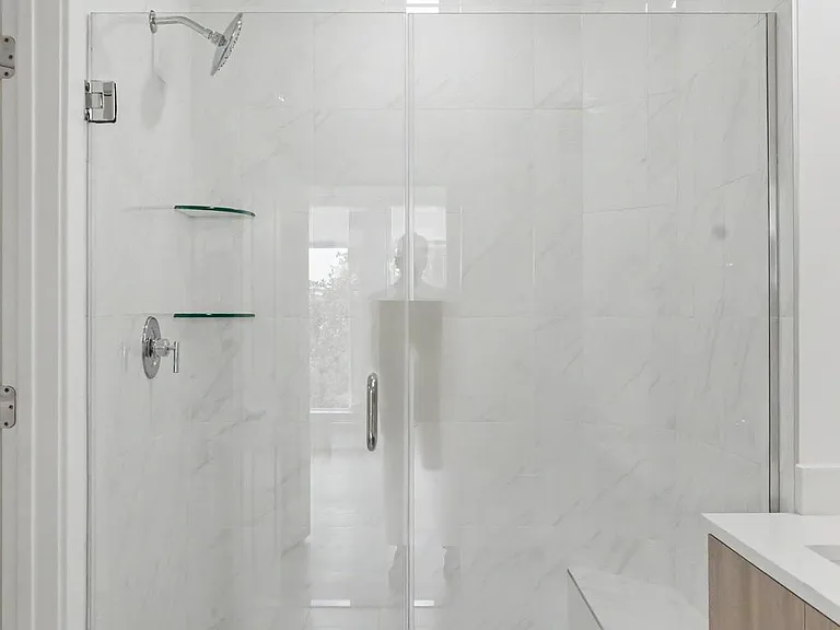 701 N Henry St #401 — Photo 37