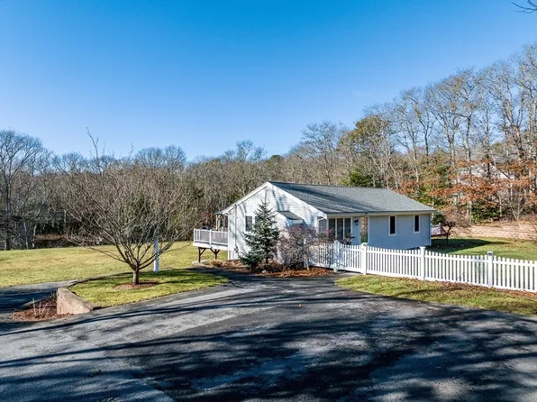 99 Wood Duck Rd, Barnstable, MA 02630