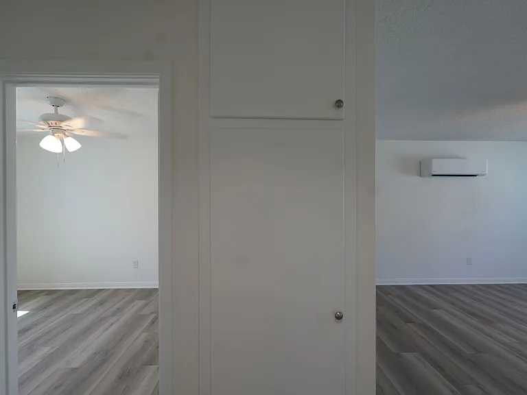 5157-5205 1/2 Santa Ana St — Photo 19