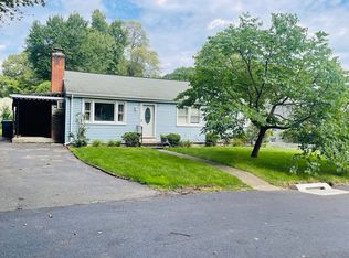 192 Grandview Ave, West Springfield, MA 01089