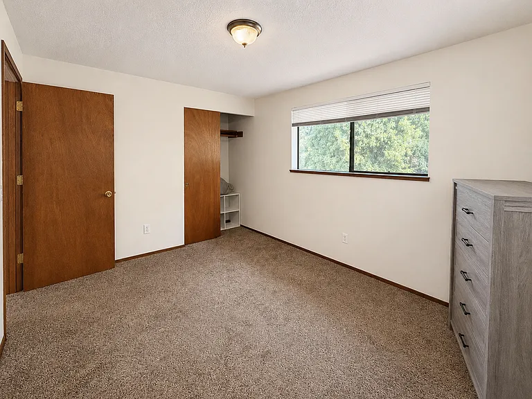 6223 Harlow Dr — Photo 15