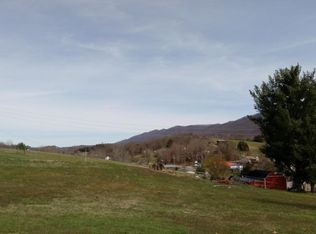 102 Old Wagon Rd, Jonesborough, TN 37659