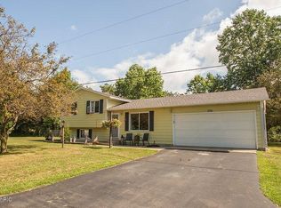 4832 Weechik Rd, Sawyer, MI 49125