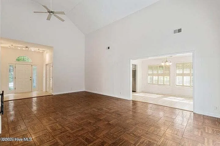 9 Court 3 Northwest Dr — Photo 5