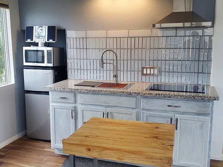 Fully equiped kitchenette