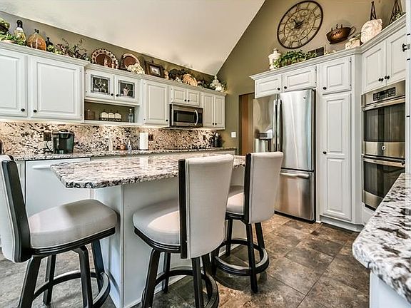 4th image of 4231 Haut Brion Ct