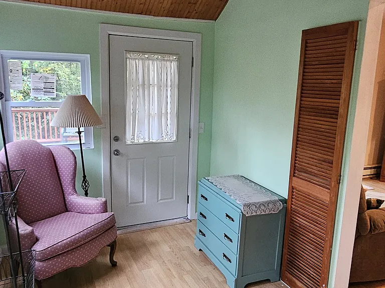 63 Wilson Ave — Photo 8