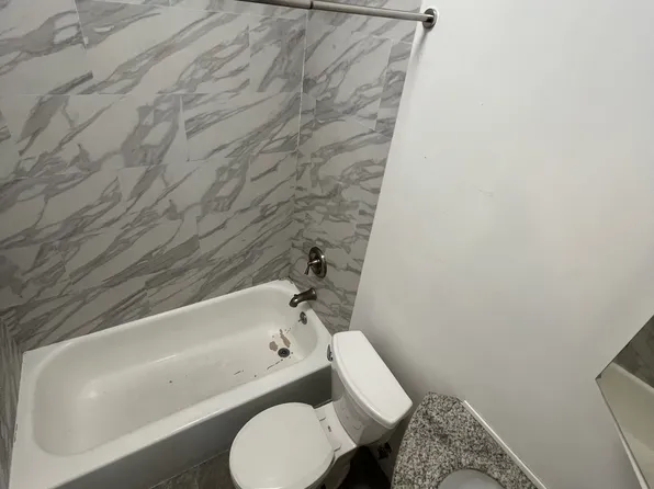 31-89 32nd Street image 14 of 16