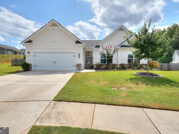 305 Creek Rock Ct, Monroe, GA 30655