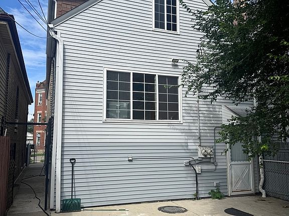 2nd image of 3039 S Millard Ave