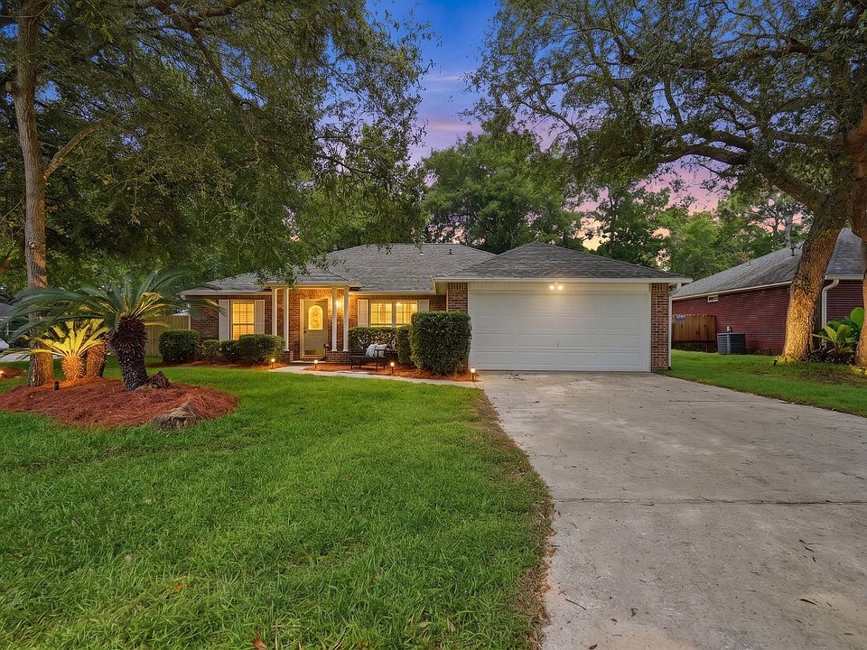 1st image of 2806 Wilson Ln