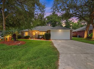 2806 Wilson Ln, Crestview, FL 32539