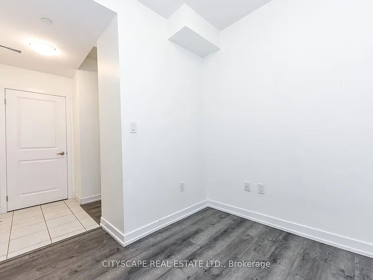 450 Dundas St E #323 — Photo 23