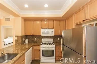 2 bed, 1191 sqft, $3,200 — Photo 4