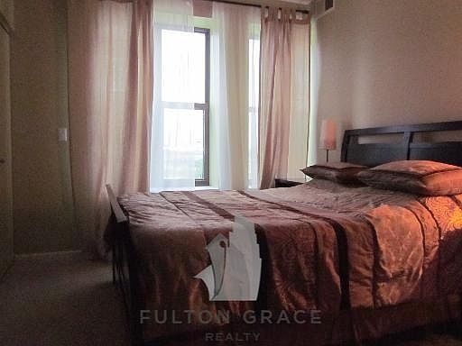 5th image of 1248 S Indiana Ave #408